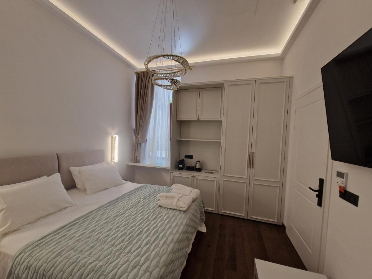 Jensen Luxury Suites Rhodes City Extérieur photo