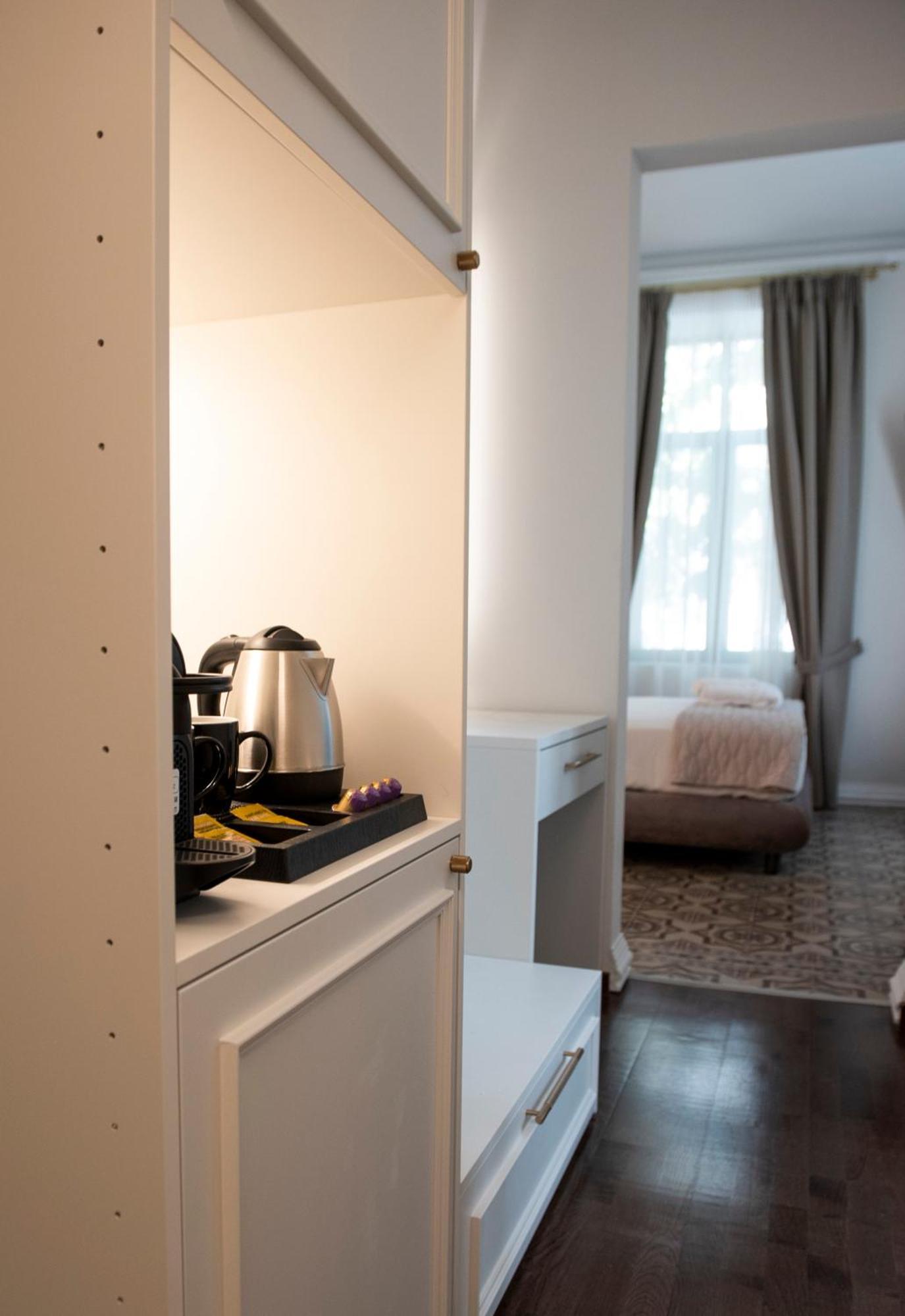 Jensen Luxury Suites Rhodes City Extérieur photo