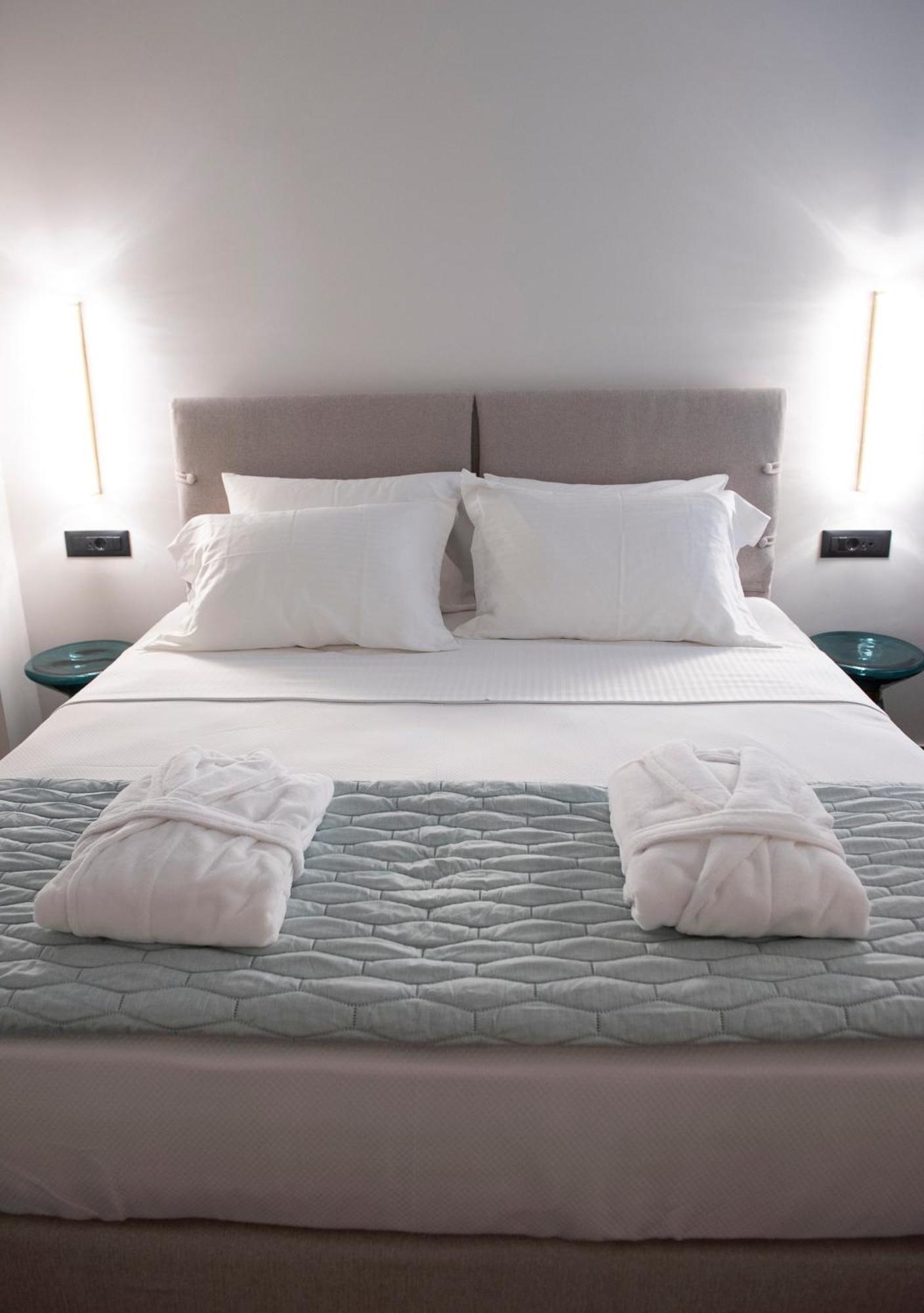 Jensen Luxury Suites Rhodes City Extérieur photo